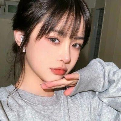 「再见」中的女人